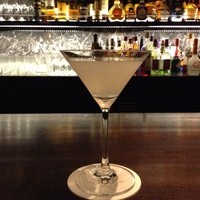 R restaurant & bar - 
