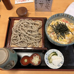 Mangetsu ya - 単品の手挽き十割そばとたぬき丼