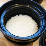 Tonkatsu Kagurazaka Sakura - 炊き立てホカホカ 釜焚きご飯