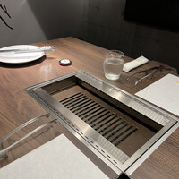 東京食肉市場直送 肉焼屋 D-29 広尾店 - 