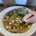 めん処 きよ洲 - オリーブオイルの層が浮かびます！