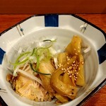 俺の中華たなか家 - お供のおつまみは「チャーシュー」「メンマ」「白髪葱」の３点盛り♬（*^_^*）嬉しい❤️サービスです(^_^)d