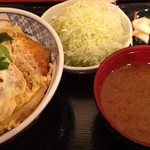 ロースカツ丼 ¥900