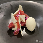 カーサ・デル・チーボ - アップルルバーブのコンポートとクレームダンジュとアーモンドミルクのジェラート