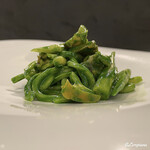 カーサ・デル・チーボ - 青ツブ貝と根曲がり筍のトロッコリ パセリのソース