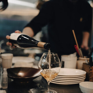 料理と相性抜群のワインを幅広くラインナップ。