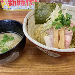 きくや - どぅるん昆布がけ～背脂煮干しつけ麺～