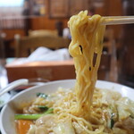 Seisei Izakaya - 五目焼きそばの麺