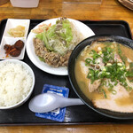 ラーメンハウスらいおん  - サービス昼定食