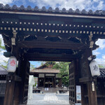 Teuchi Soba Hanamomo - 下御霊神社、寺町通りにあります