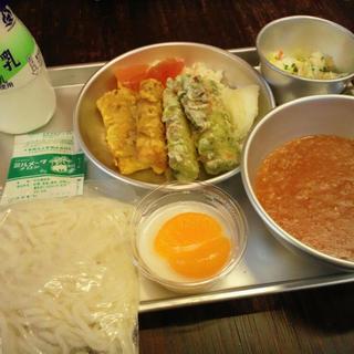 きゅうしょくのおばさんカフェテリア_1