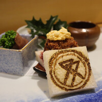 肉割烹ふたご 北新地店 - 和牛と穴子のカツサンド