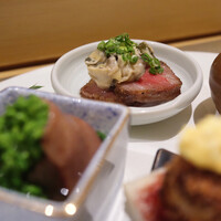 肉割烹ふたご 北新地店 - 肉牡蠣の合わせポン酢