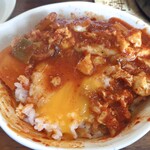 コッテジ - ご飯に豆腐チゲ（激辛）をかけて