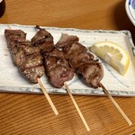 きさく - 豚串かしら、タン、レバー各170円