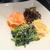 老舗精肉店直送 千種焼肉 飛騨牛の奴隷 千種店 - 
