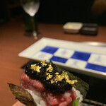 蕃 YORONIKU - キャビアと金箔で豪華