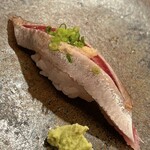 木挽町 とも樹 - 鰯です。その肉厚な身にビックリポン