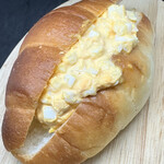 PARKER HOUSE BUTTER ROLL - トリュフ香る卵サンドロールパン