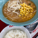 くるまやラーメン　 - ▶︎味噌コーンラーメン
            ＋半ライスサービス
            890円税込