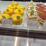 Patisserie Yu Sasage - バレンシア、モンテリマールパンプルムス