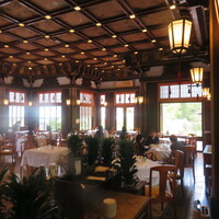 ザ・フジヤ - 内観