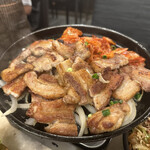 赤坂韓国料理・焼肉 兄夫食堂 - 