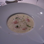 フランス料理グルメ - 2013.8)スペシャルコース（１２０００円）のオマール海老のスープ仕立て。旨みがそのまま飲み干せる