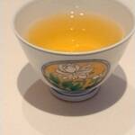 タツキ - 冷たいグリーンルイボスティー