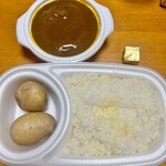 欧風カレー オーベルジーヌ - ビーフカレー