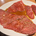 焼肉元山 - 赤身三種盛1,990円
            ナカニク、ハバキ、シキンボ