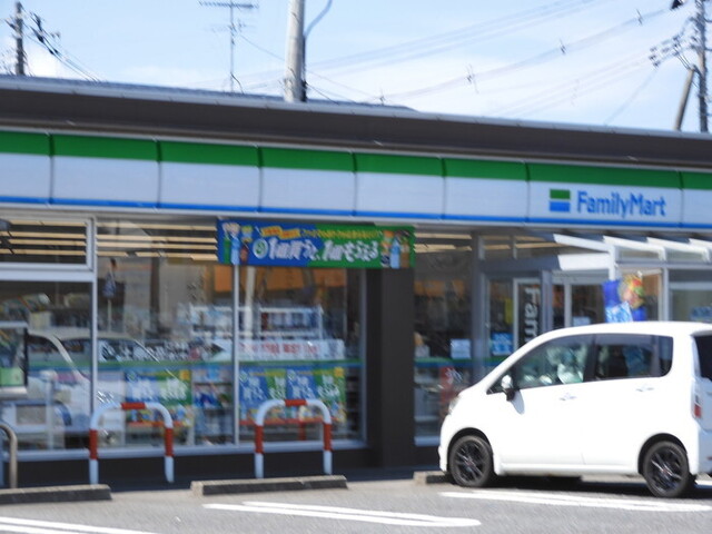 ファミリーマート 古川大江向店（FamilyMart） - 塚目（コンビニ・スーパー）の写真
