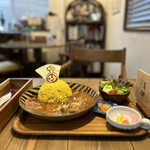 カレーハウス 魔皿 - 料理写真: