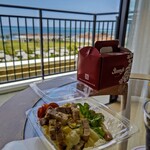 ジミー - 料理写真:ホテルの部屋内で海を見ながらランチ♪