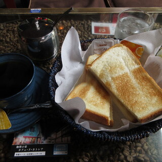 カフェ・ド・カトレア_0