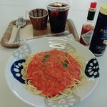 Cafe ぜんぶうまいぞう - 料理写真:カニのアメリケーヌソースパスタ (600円・税込)