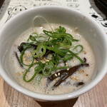 スミヤキ エビス - サービスのひと口ラーメン