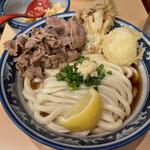 梅田 釜たけうどん - 