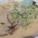 長浜ラーメン 一心亭 - ラーメン！デフォ♪