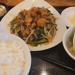 泰山 - 肉ニラ炒め定食