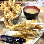 豊野丼 - 銀宝¥600は大ぶりのものが二枚