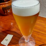 灼味噌らーめん 八堂八 - グラスビール 400円