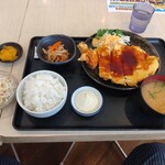 となりのごはん - チキン南蛮定食