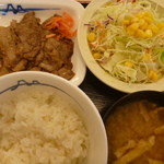 松屋 - 牛焼肉定食