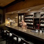 横濱屋 - お茶目なマスター。実はとってもすごい人。
沢山おしゃべりしてくれます ´ `*