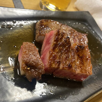 割烹 むら山 - 炭焼き。ミディアムレア