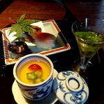 蔵屋敷 LUNA - 前菜、冷やし茶碗蒸し、青みず浸し、がさ海老唐揚げ、バイ貝旨煮、茗荷寿司