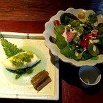 蔵屋敷 LUNA - 小鉢の彩りサラダ、焼物、鯛の塩焼きの緑酢掛け