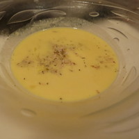 アルヴェアーレ - 本日のスープ　玉蜀黍の冷製　トリュフ入り　1000円