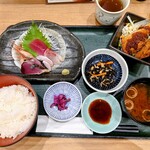 Kamon - 特選ランチ〜日替わり刺身定食〜　935円